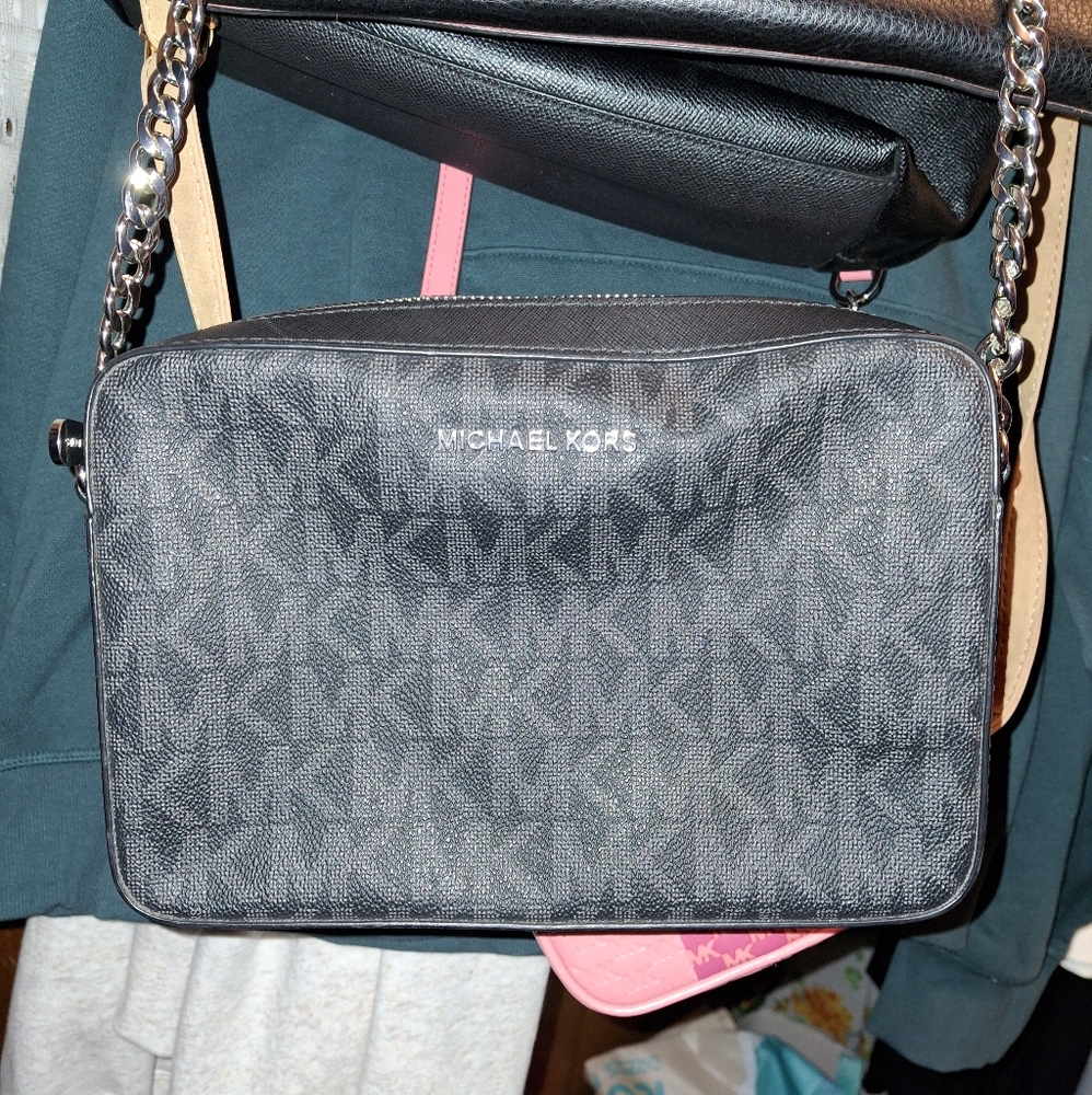Michael Kors Crossbody